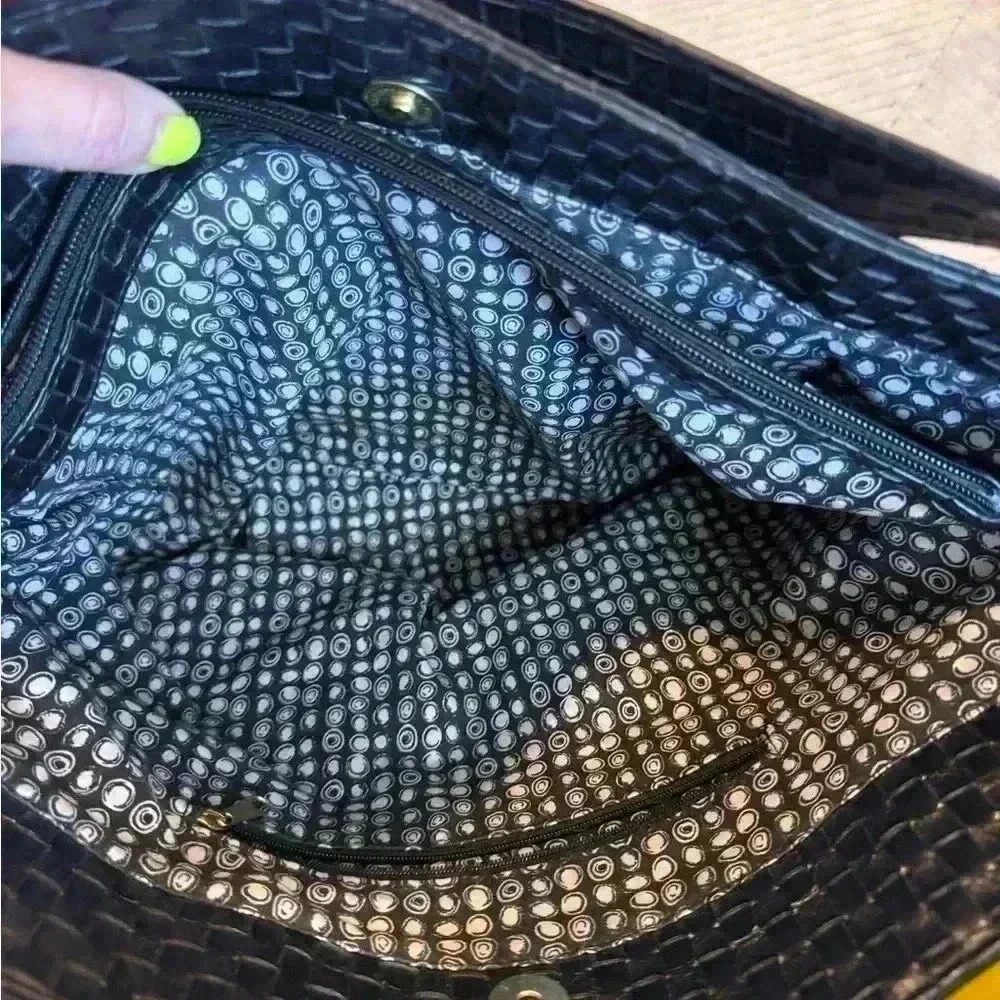 Black faux leather shoulder purse - Picture 3 of 7